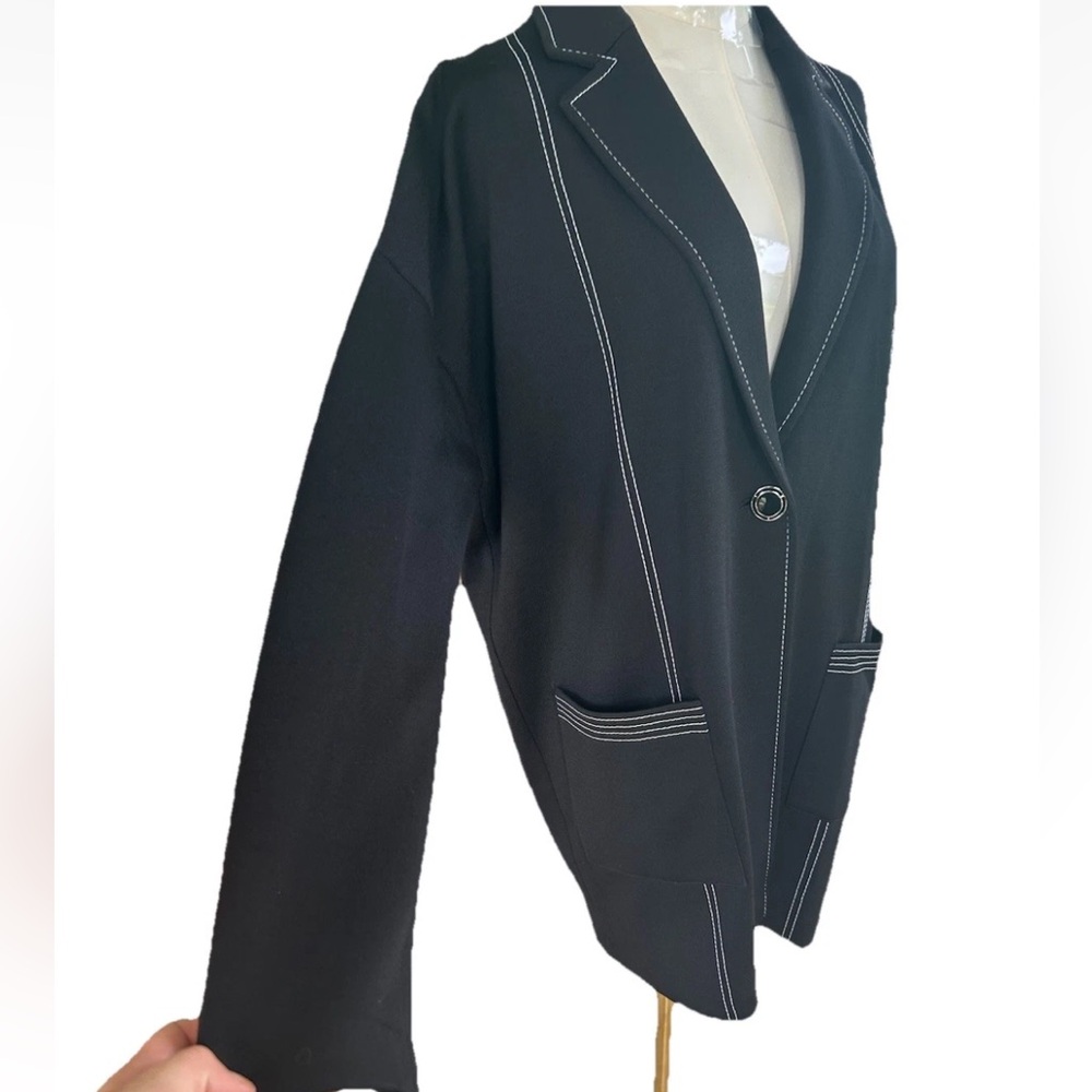 St. John Black Wool Blend One Button SingleJacket Size Small - Picture 3 of 12